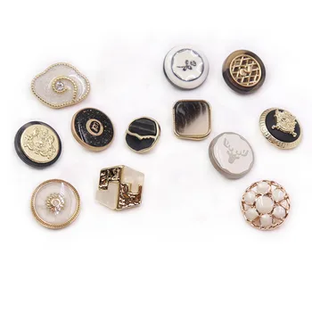 10 Adet / grup Metal ve Akrilik Düğmeler Giysi Dekorasyon Giyim Aksesuarları Yüksek Kalite 18mm Düğmeler X-108