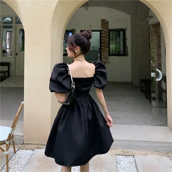 2020 Yeni Gelenler yaz elbisesi Moda Tatlı Kız Çiçek Vintage Kare Yaka İnce Puf Kollu Yüksek Bel Tarzı Elbise Kawaii