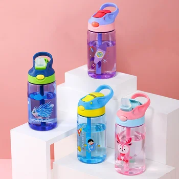 2022 Moda Marka çocuk Saman Bardak Plastik Su Şişeleri Bebek Karikatür Yaratıcı Öğrenci su ısıtıcısı Su Şişeleri Okul Çocukları