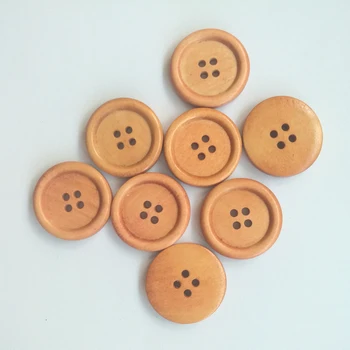 50 Adet Ahşap Düğmeler 25mm Doğal Renk Dikiş Düğmeleri Scrapbooking ve El Sanatları 4 Delik Yuvarlak Ahşap Düğme DIY Giyim Aksesuarları
