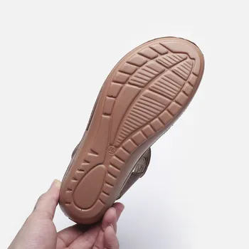 Kadın Sandalet Roma Yaz Bayanlar Sandalet 2023 moda platform ayakkabılar Kadınlar Açık Kadın Kadın Kadın plaj ayakkabısı Artı Boyutu