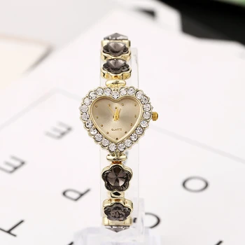 Lüks Kalp Kadın Saatler Rhinestone Çiçek Paslanmaz Çelik Bayanlar Bilezik Kol Saati Kuvars Basit Kadın Saat reloj mujer