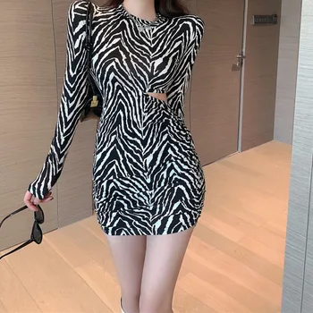 WOMENGAGA Moda Sonbahar Uzun Kollu Zebra Desen Kısa Pileli Hollow Bel Seksi Ince Elbise Kadınlar Için TUAQ